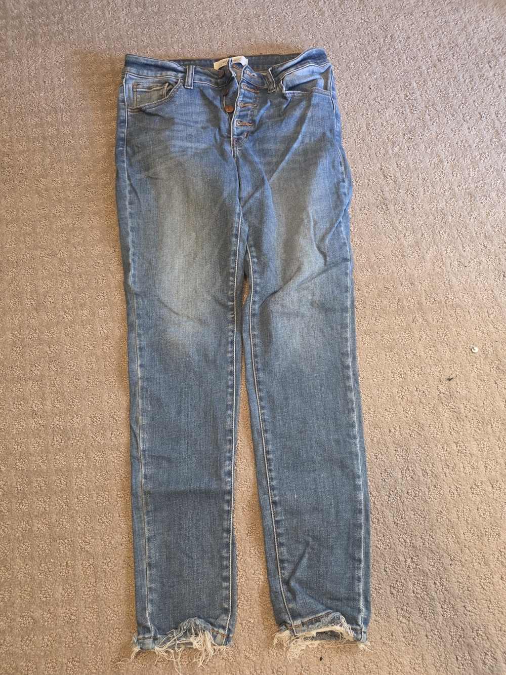 KanCan Signature Mid-Rise Blue Women's Jeans with Raw Hem